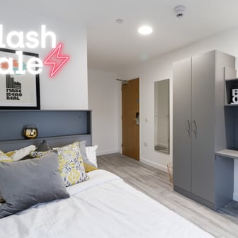 Premium Plus En Suite - Image 1